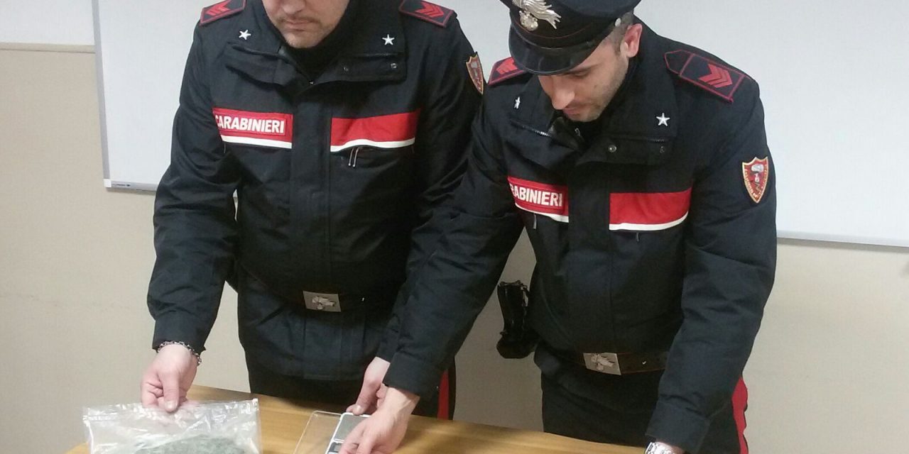 Ivrea (To): marijuana in macchina e a casa. Arrestato