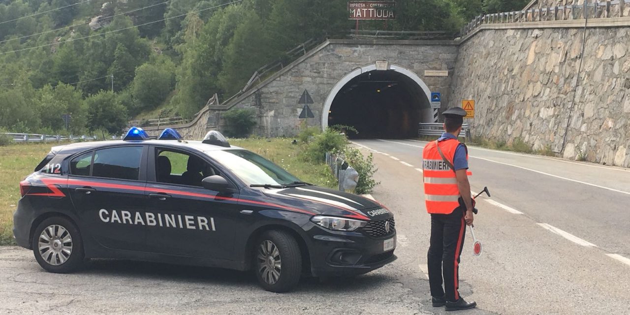 Ceresole Reale (TO): traffico estivo, si intensificano i controlli dei Carabinieri