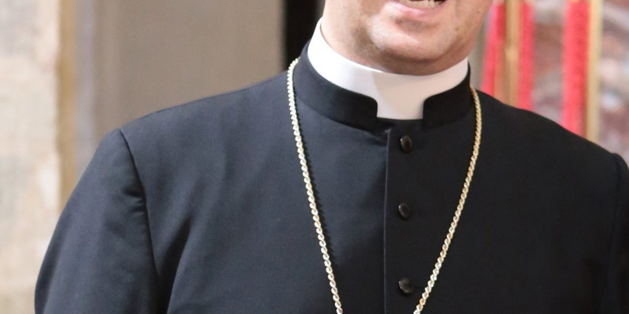 Attesa per l’ordinazione episcopale di mons. Farinella