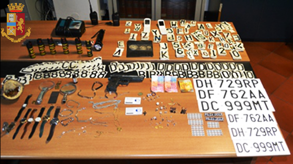 Ivrea: controllo straordinario della polizia nel campo nomadi