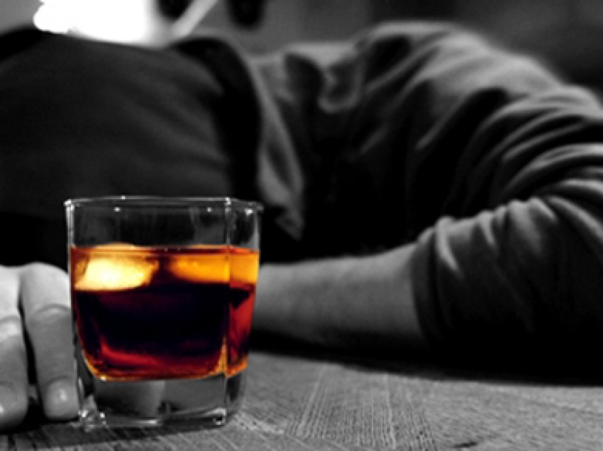 Alcol: la sostanza che uccide di più tra fumo e droga