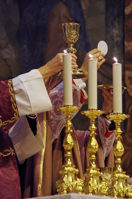 “Riflettere sulla Santa Messa”. L’impegno chiesto dal vescovo Edoardo nella Lettera Pastorale