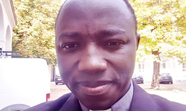 Bollengo ha accolto don Geofrey Mulangwa