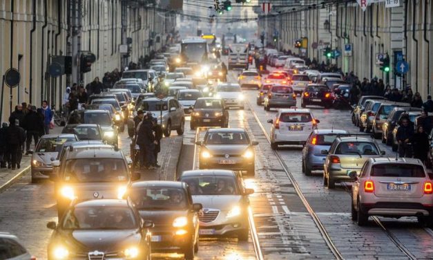 Blocchi del traffico, 10 Comuni esonerati tra Torino e  Provincia le distanze restano forti