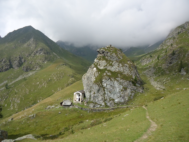 Una gita al santuario di San Besso,  a tu per tu con il culto alpestre