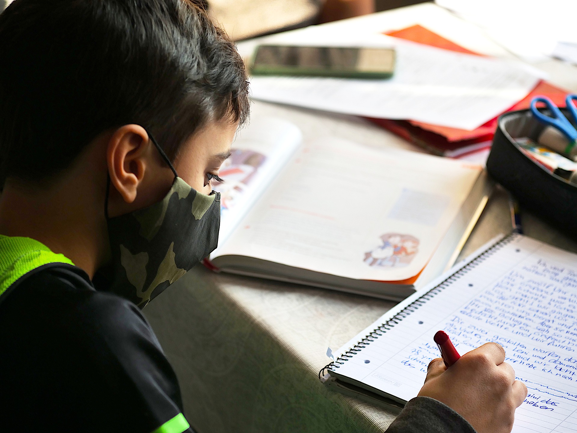 Si riaffaccia lo spettro del ritorno alla Dad:  la scuola prepari nuovi metodi e nuove strade