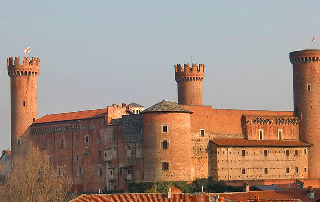 L’area interna del Castello di Ivrea sarà ristrutturata. Il finanziamento è del Ministero della Cultura