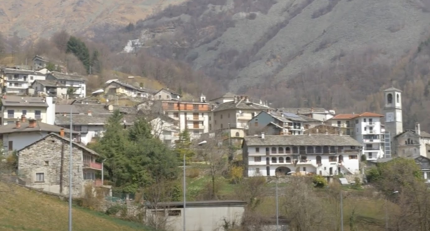 Il “Venerdì dal sindaco” a Traversella, con il primo cittadino Renza Colombatto