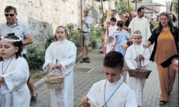 MAZZÈ  – Prime Comunioni e Processione del Corpus Domini