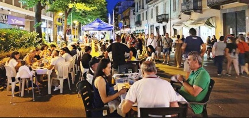 RIVAROLO –  Migliaia di persone alla Notte bianca