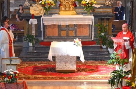 CUCEGLIO – Paese in festa con monsignor Arrigo Miglio