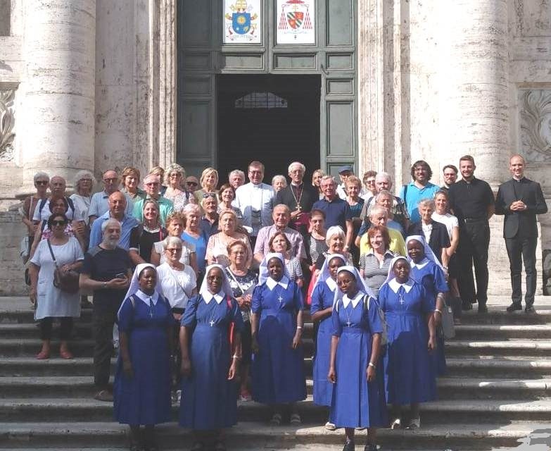 ROMA – I pellegrini della Diocesi di Ivrea al Concistoro