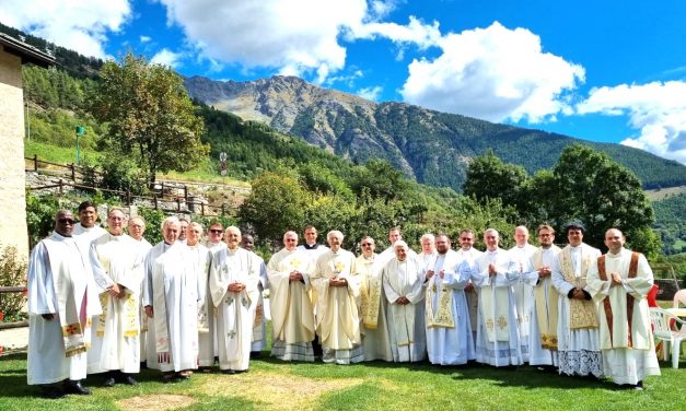 SAINT-OYEN – Ritiro Spirituale, per iniziare la celebrazione del X Anniversario del Vescovo Edoardo