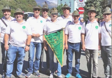 SAN BENIGNO – Gli Alpini sambenignesi al raduno di Ivrea