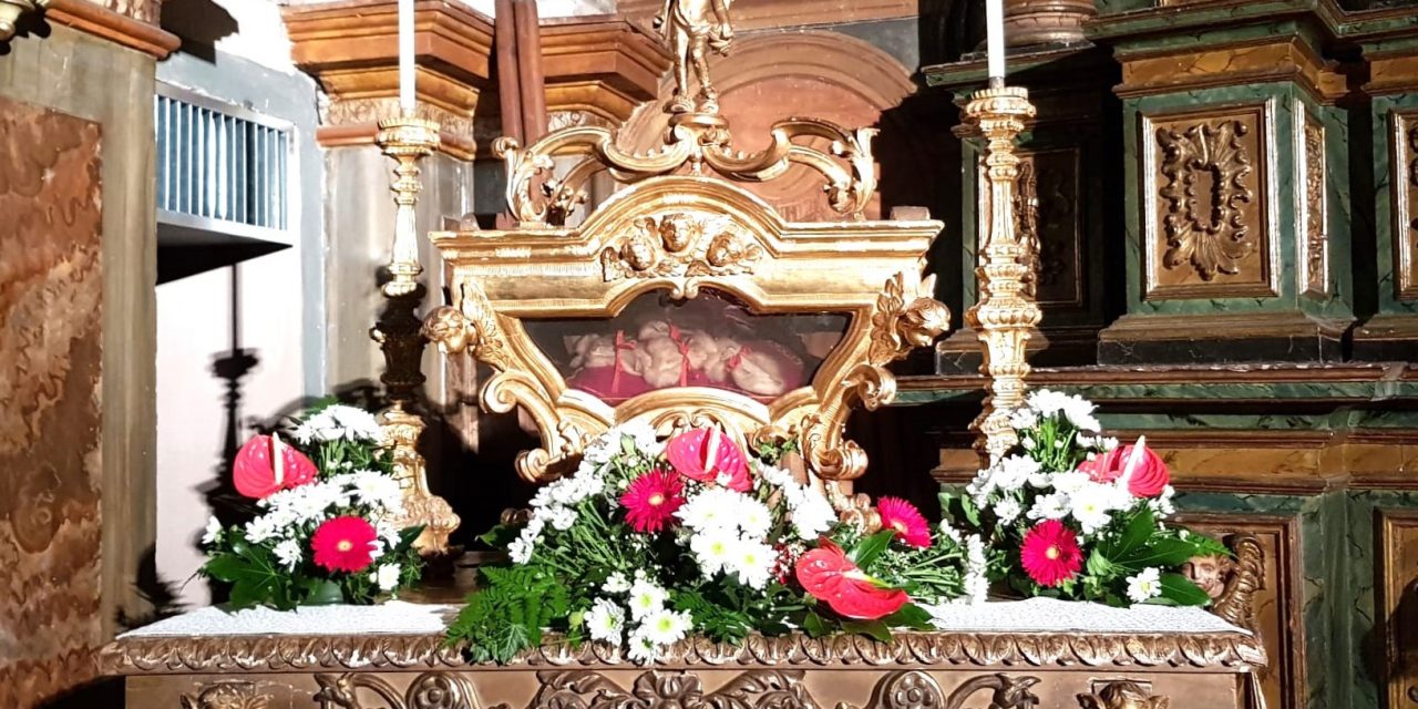 FELETTO – Tanta gente per vedere il Calice profanato – La Processione di S.Vittorio Martire