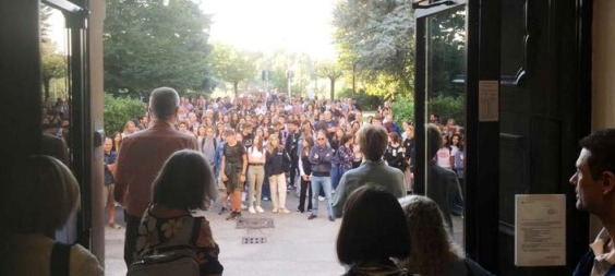 IVREA – Migliaia di studenti hanno ripreso ad affollare le scuole canavesane