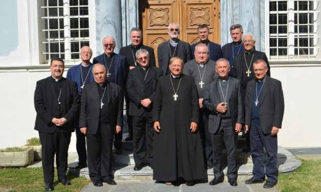 INCONTRO CONFERENZA EPISCOPALE PIEMONTESE – Nuovo presidente Mons. Franco Lovignana