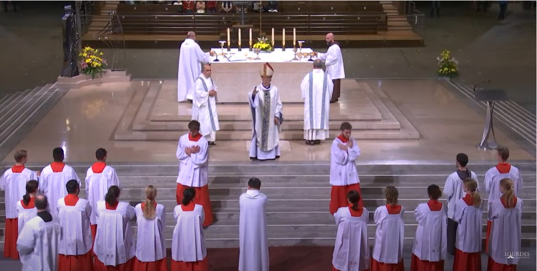 IN DIRETTA DA LOURDES – La S.Messa presieduta da Mons. Edoardo Aldo Cerrato