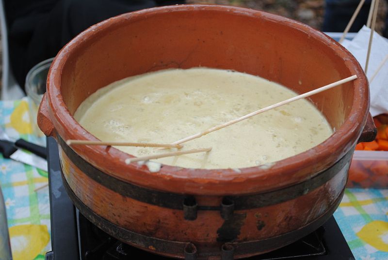 RONCO – Cena della Bagna Cauda a Valprato 