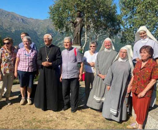 VALCHIUSA – Fedeli in pellegrinaggio alla Madonna di Cima Bossola