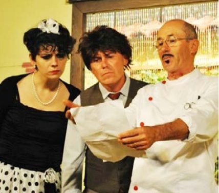IVREA – La Nuova Filodrammatica Carrucese “rilegge” Eduardo