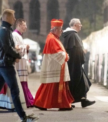 ROMA – Ingresso del Cardinal Miglio a San Clemente