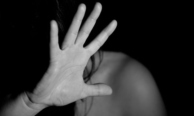 IVREA – “NO” alla violenza contro le donne