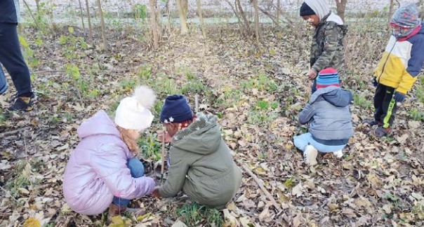 BANCHETTE – Bambini e festa degli alberi