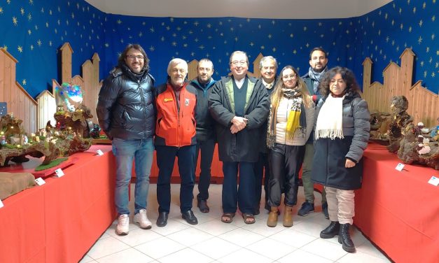 CUCEGLIO – Taglio del nastro per “I Presepi an tij such”