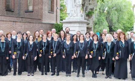 IVREA – Al Monte Stella la Corale del Santuario di San Pancrazio