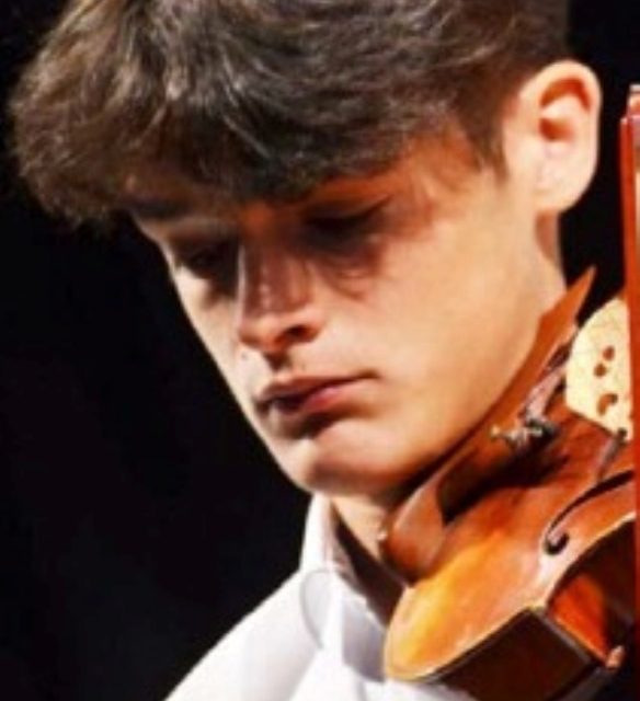 IVREA – Il violinista Indro Boreani: è nata una stella