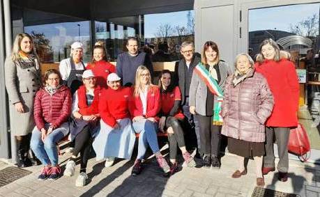 IVREA – Giornata Internazionale contro la violenza sulle donne. La società della GDO si schiera