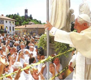 ROMANO CANAVESE –  La diocesi prega in suffragio del Papa Emerito S.S. Benedetto XVI