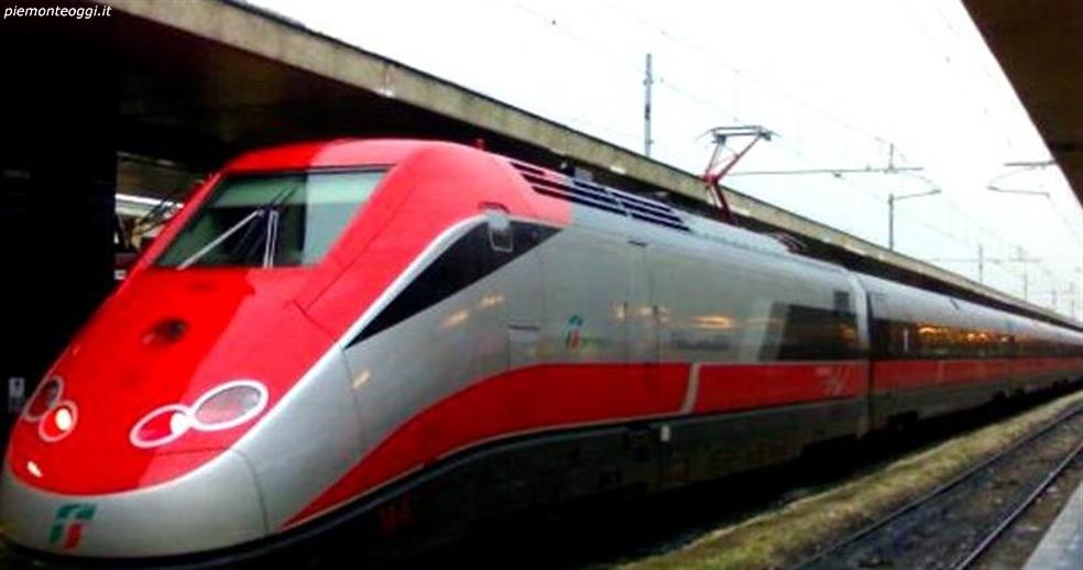 TORINO – Trenitalia: con un biglietto viaggi per un mese in tutto il Piemonte