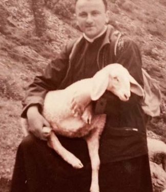 CASTELLAMONTE – Ricordato don Dematteis nella Santa Messa presieduta da monsignor Edoardo