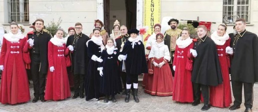 CRESCENTINO – La Tolera Melissa e l’Abbà Ugo all’incoronazione della Papetta Rosa Lavinia Gallo