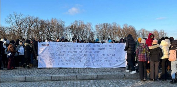 IVREA – “Treno della memoria”: la dura lezione del passato