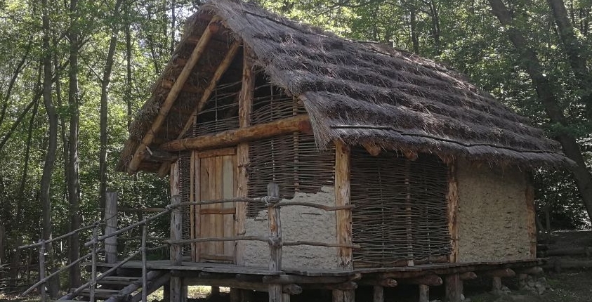 MONTALTO DORA – Chiuso il Parco Archeologico del Lago Pistono