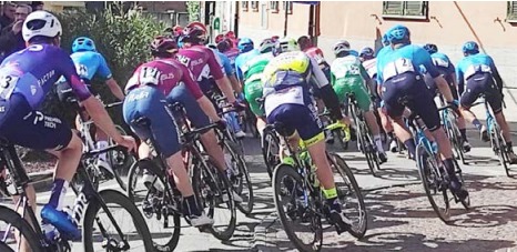 CANAVESE, TERRA DA CICLISMO –  Entusiasmo per il passaggio della Milano-Torino