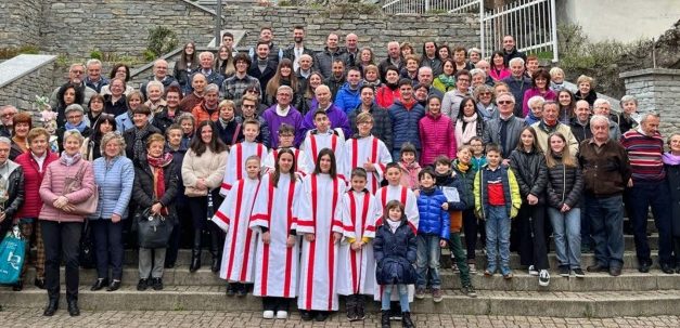 LOCANA – L’abbraccio del paese e della natia Sparone al neo-diacono permanente Elio Blessent