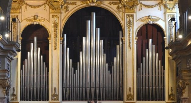 IVREA – In Cattedrale, la maestà liturgica dell’organo