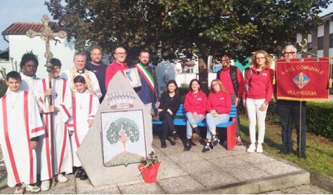 VILLAREGGIA – Inaugurata la panchina Avis della solidarietà