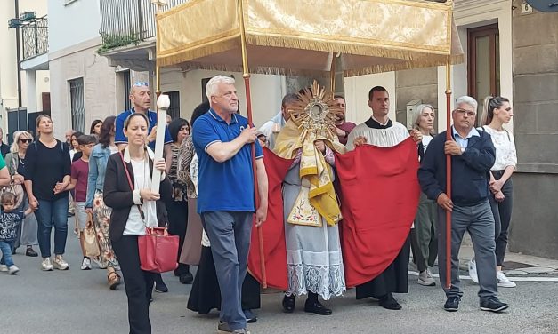 CORPUS DOMINI – La gallery di un meraviglioso mosaico di Fede in tutta la Diocesi