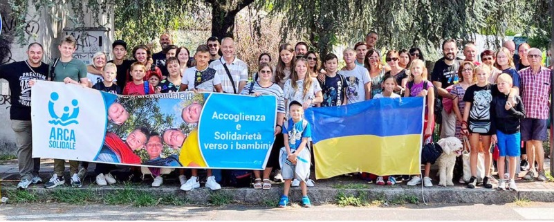 CHIVASSO – Ecco il Canavese che accoglie! 28 ragazzi ucraini da oggi sono ospiti di Arca Solidale