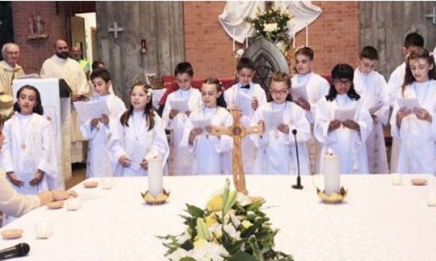 CHIVASSO – Madonna del Rosario: primo incontro con Gesù Eucaristia