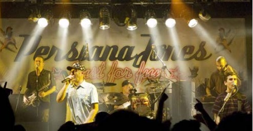 CASTELLAMONTE – Concerto per la pace: i Persiana Jones per Emergency