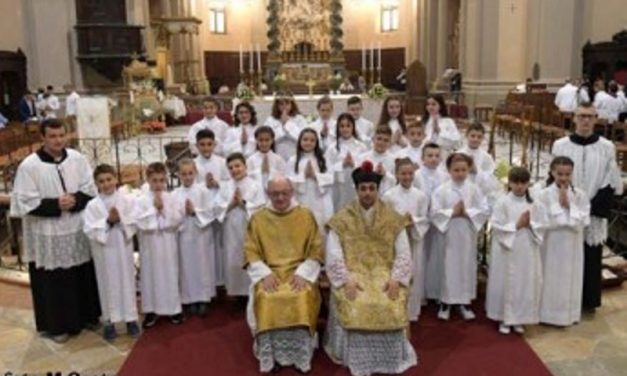 SAN BENIGNO – Doppio turno di Prime Comunioni