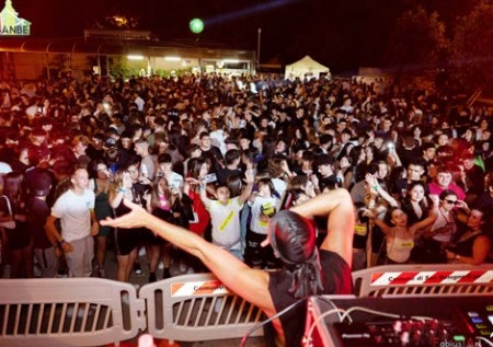 SAN BENIGNO – Entusiasmante festa dei Coscritti 2005 (e 2004)
