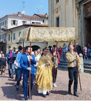 STRAMBINO – Celebrazione solenne del Corpus Domini