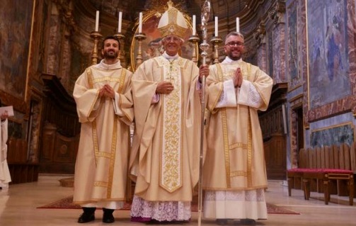 IVREA – Ordinati i due nuovi Diaconi. La commozione di Matteo Bessone e Alessandro Codeluppi